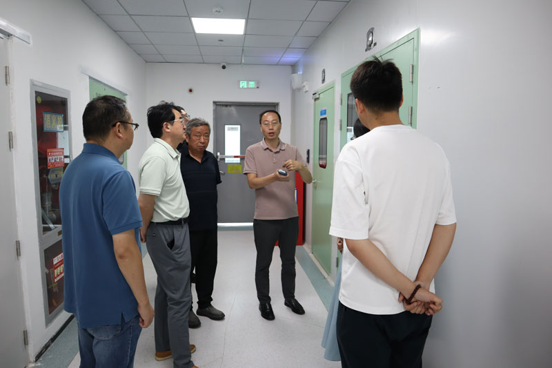 中國(guó)糧油學(xué)會(huì)專家組蒞臨南京微測(cè)調(diào)研指導(dǎo)